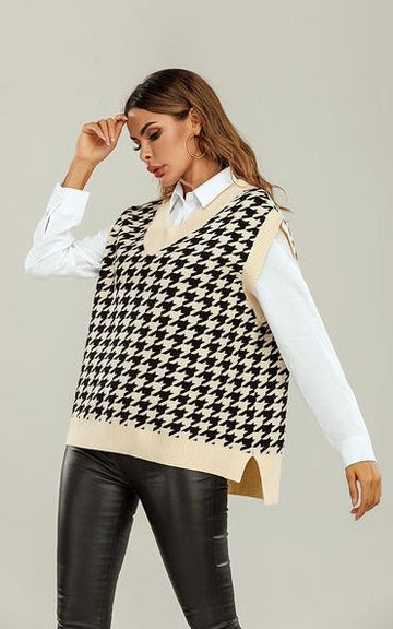 Heritage Knit Vest In Cream & Black