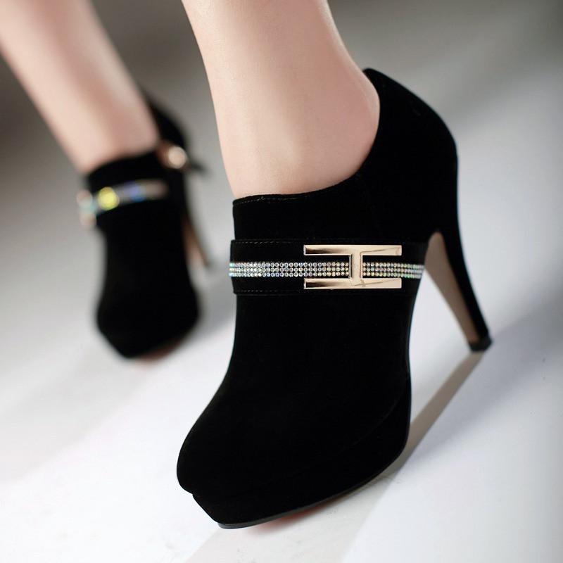 Round Head Low Cut Zipper Wedding Shoes