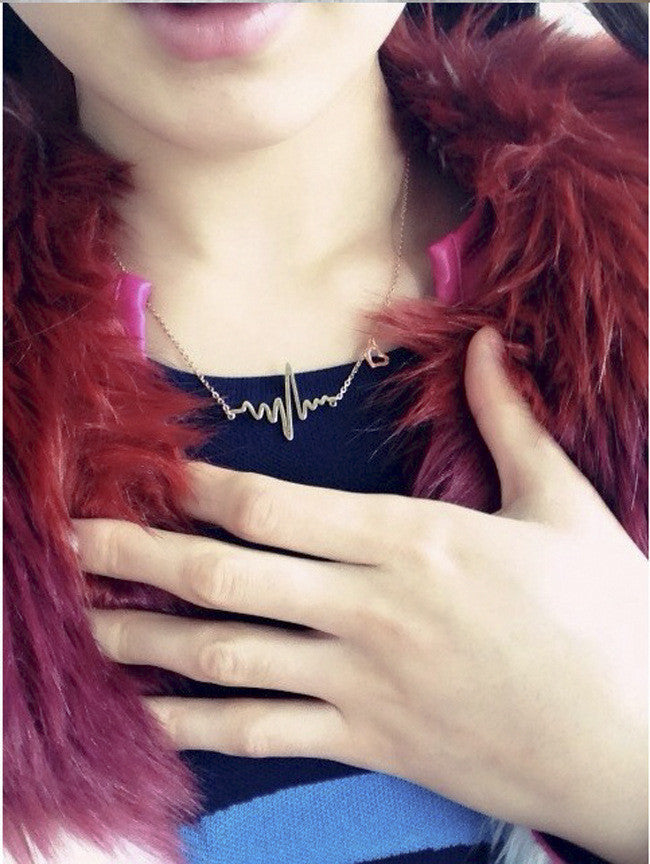 ECG heart Shape Fashion Clavicle Color Gold Alloy Necklace