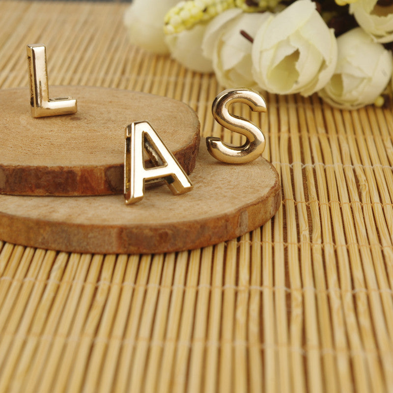 Fashion and Personality English 26 Letters Necklace