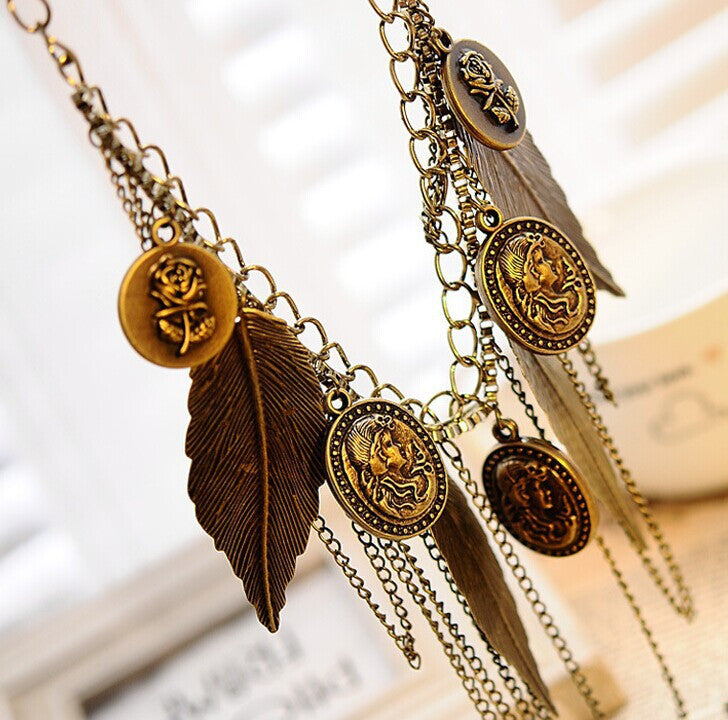 European Punk Retro Style Avatar Leaves Pendant Necklace