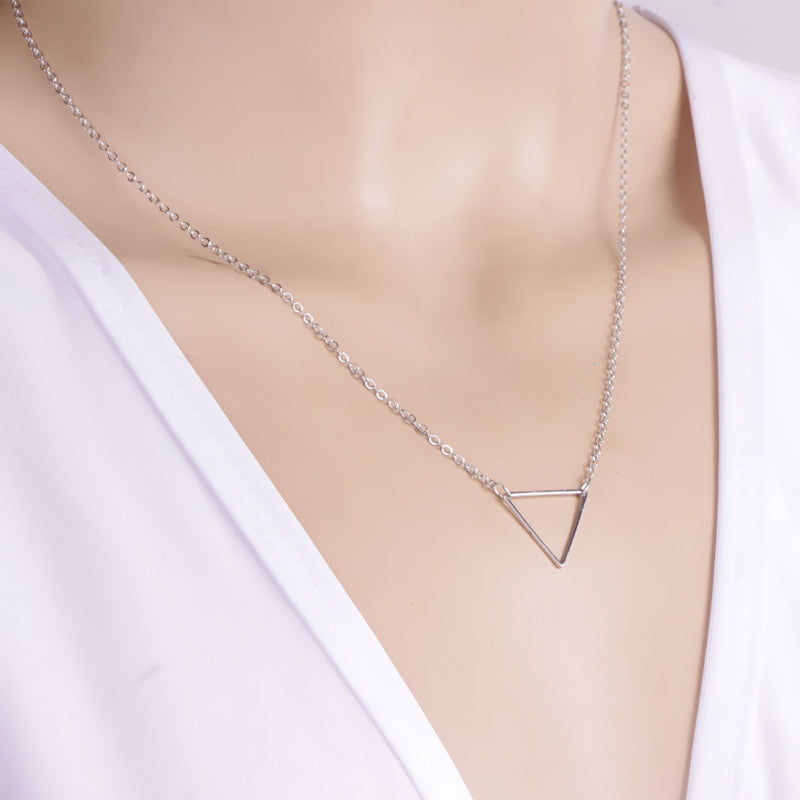 Metal Hollow Triangle Short Necklace