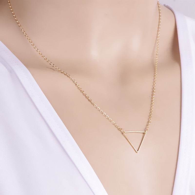 Metal Hollow Triangle Short Necklace