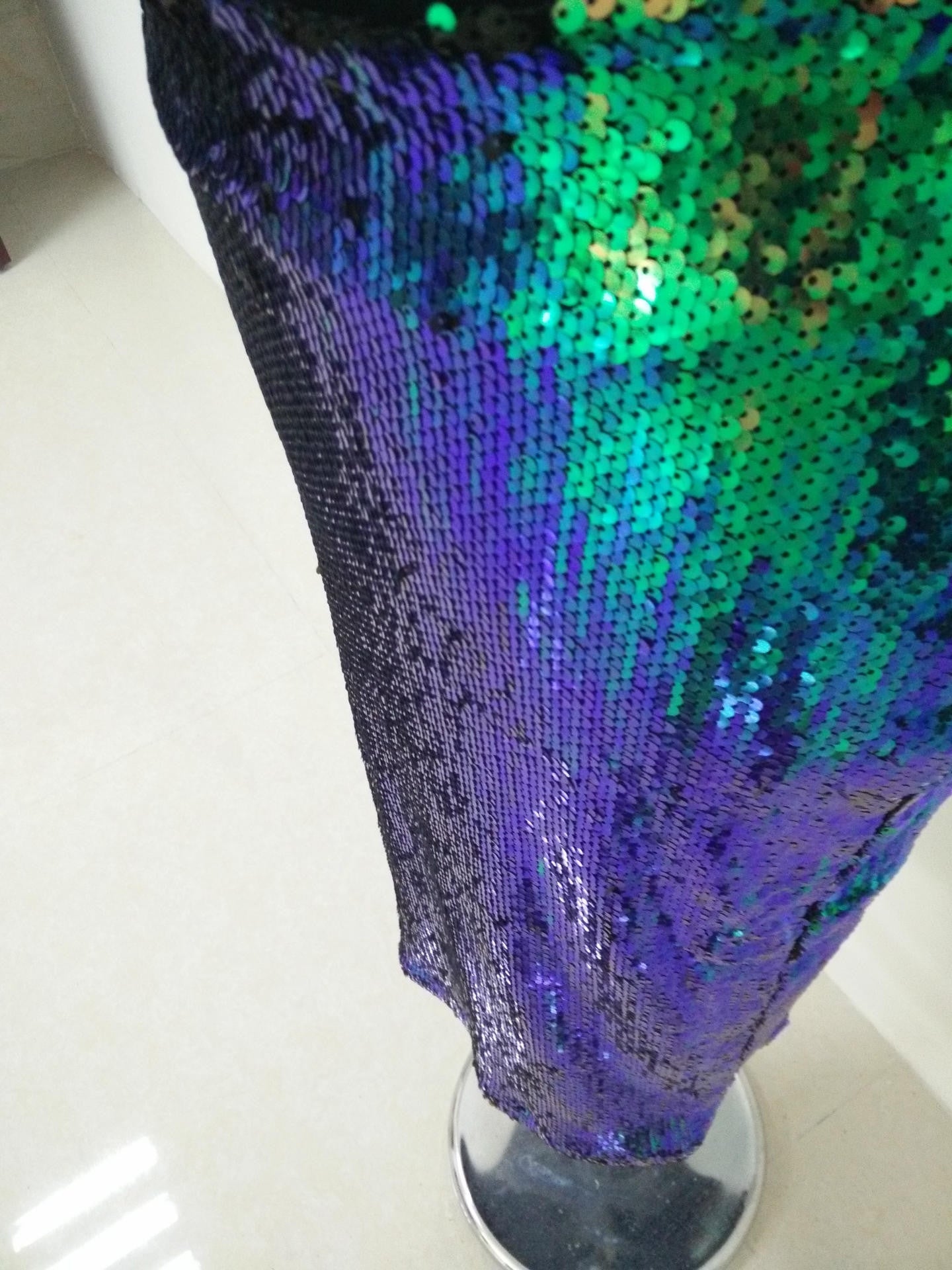 Fantasy Glossy Sequins Bodycon Pencil Knee-Length Skirt