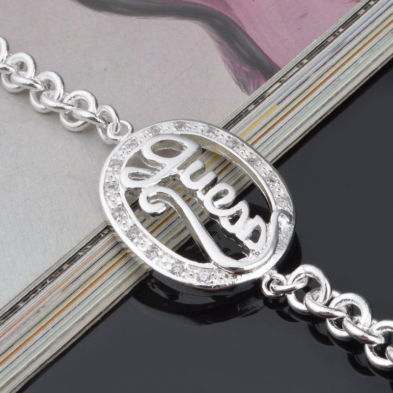 Hot Korean Fashion Exquisite Personalized Silver-Plated Silver Egg-Shaped Necklace