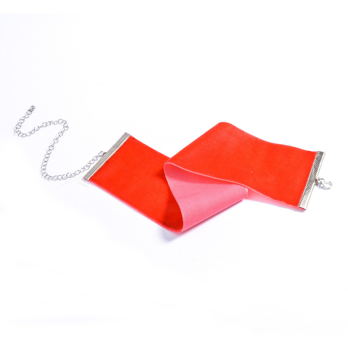 Wide-Brimmed Lint Collar Necklace