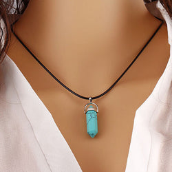 Retro Natural Turquoise Crystal Bullet Pendant Clavicle Necklace