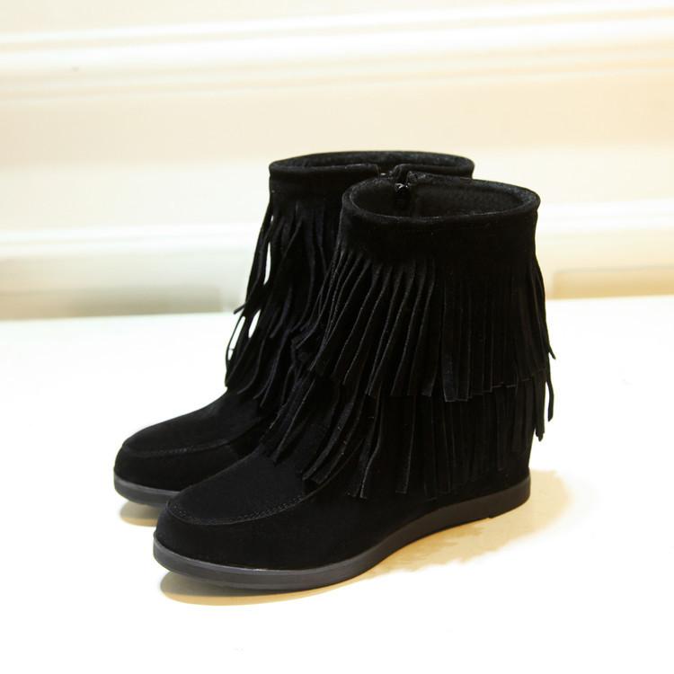 Sweet Leisure Increased Suede Tassel Short Wedge Boots