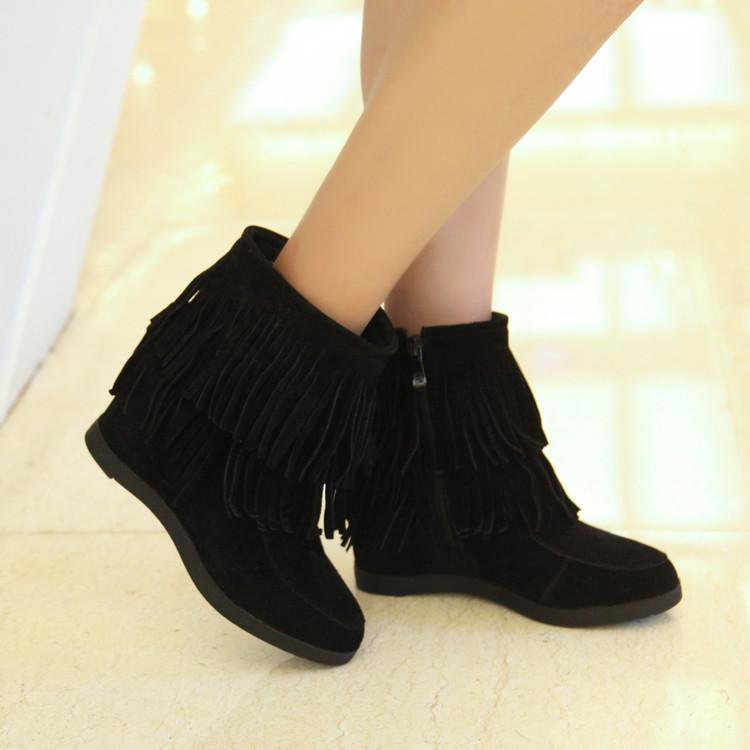 Sweet Leisure Increased Suede Tassel Short Wedge Boots