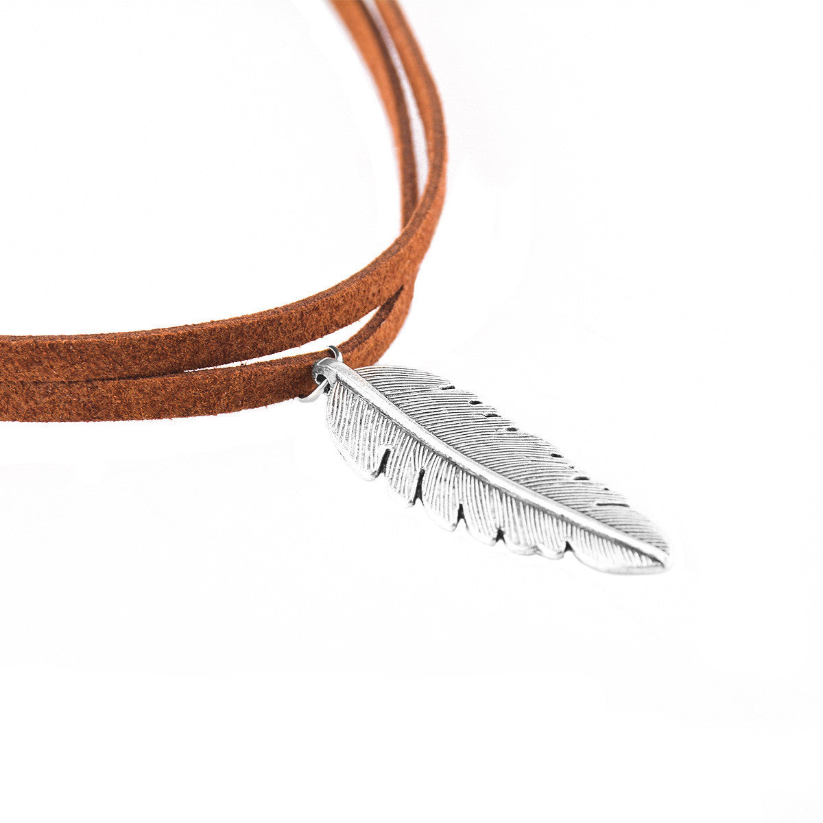 Cool Metal Feather Tassels Short Necklace