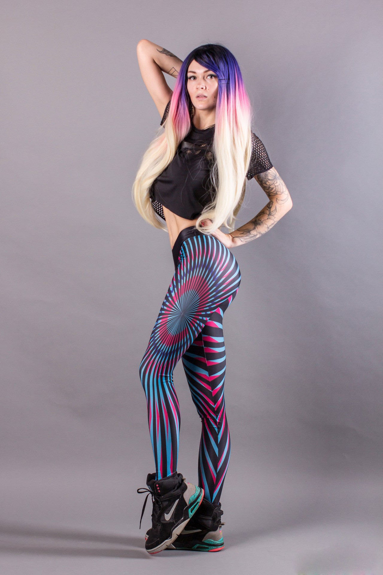 Sports Style Radiation Stripes Print Long Slim Leggings