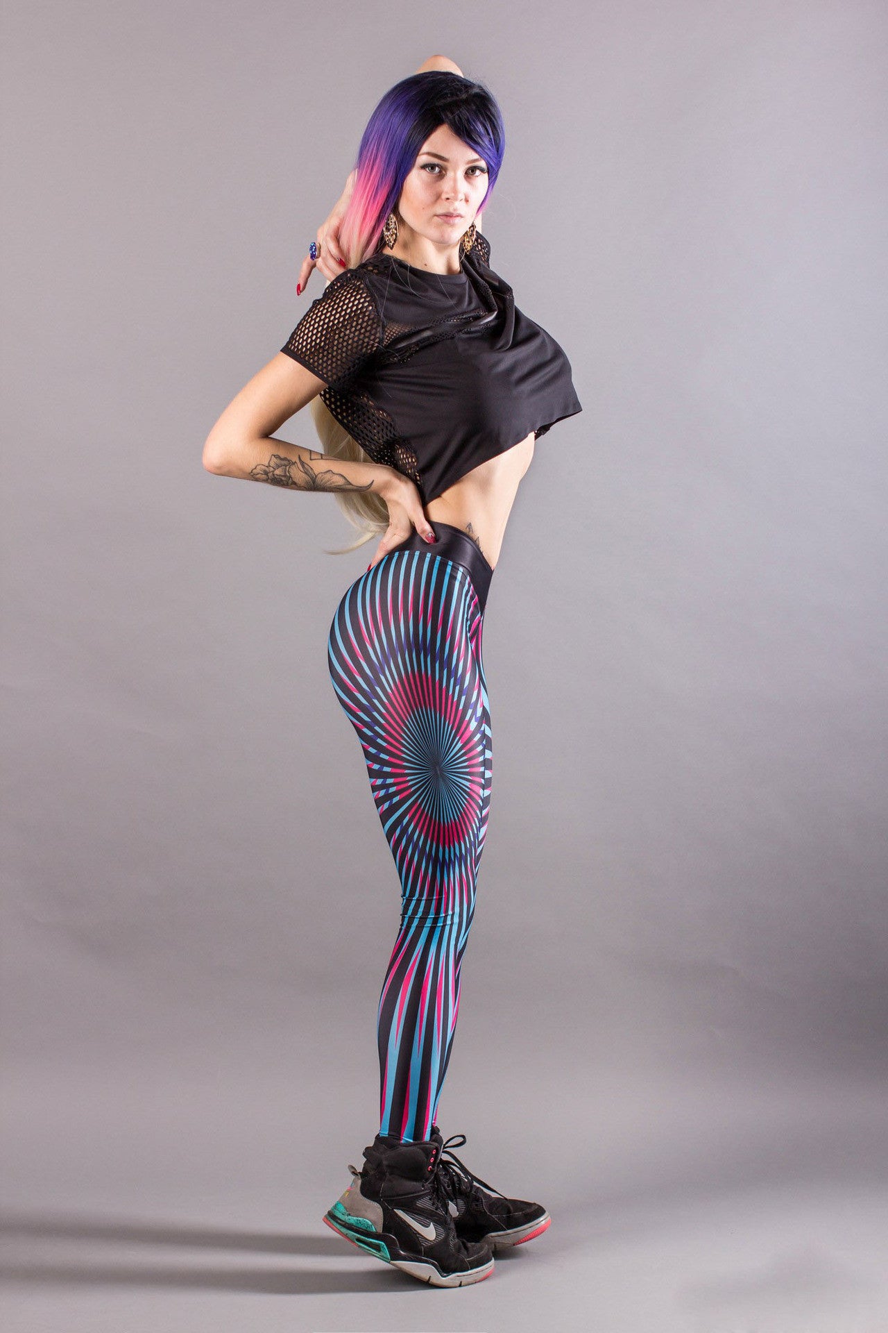 Sports Style Radiation Stripes Print Long Slim Leggings