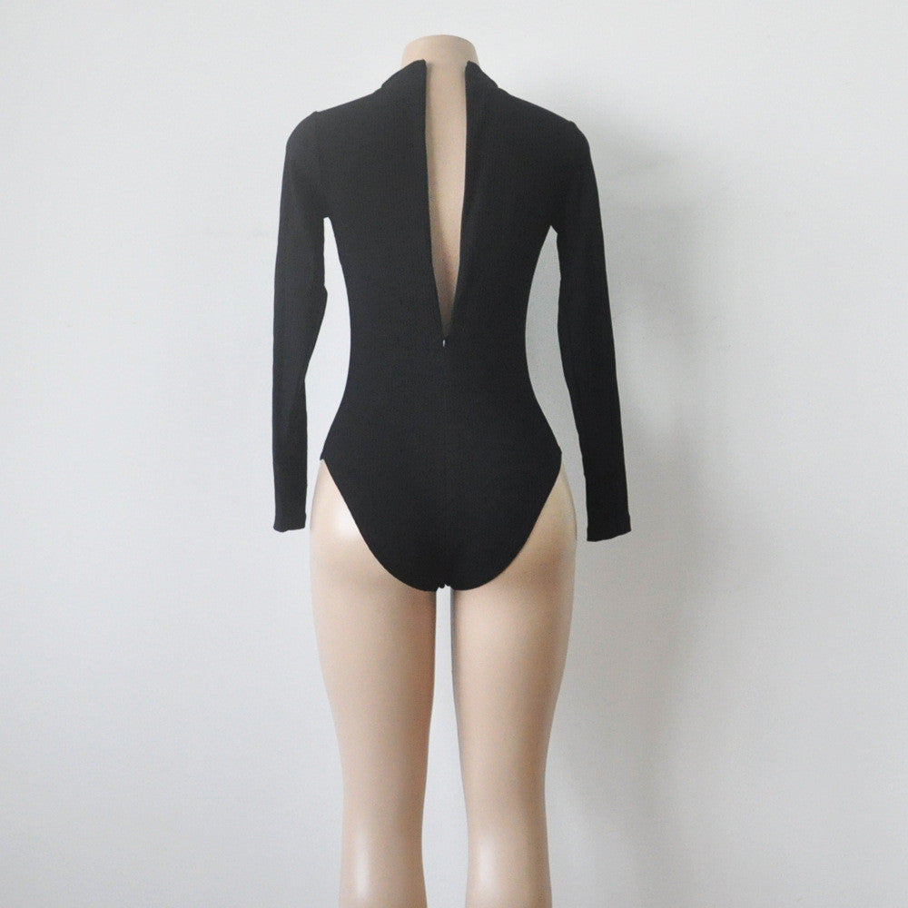 Sexy Halter V Hollow Out Knit Triangle Short Jumpsuit