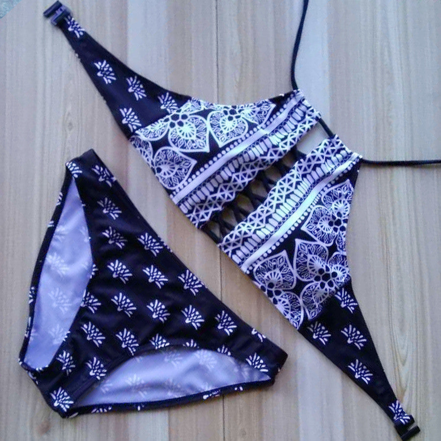 Sexy Print Halter Hollow Out Two Pieces Set Bikini