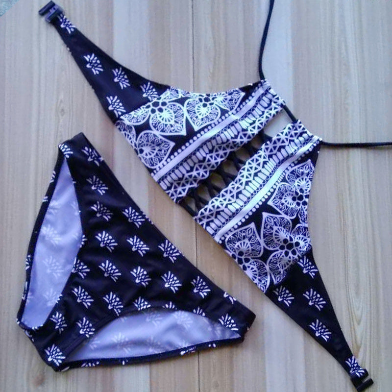 Sexy Print Halter Hollow Out Two Pieces Set Bikini