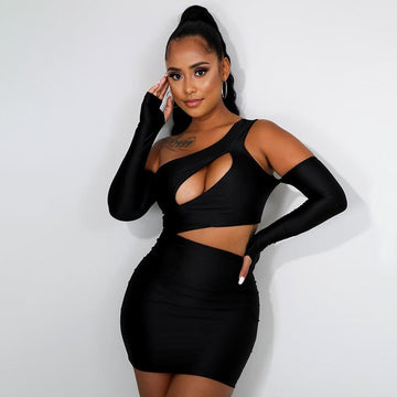Long Finger Sleeve Dress With Diagonal Shoulder