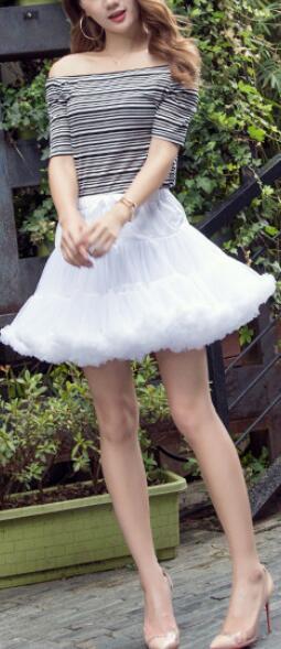 Lovely Patchwork Multi-Layers Short Fluffy Skirt