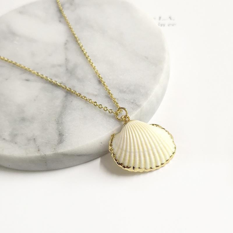 Natural shell seaside tourism Necklace