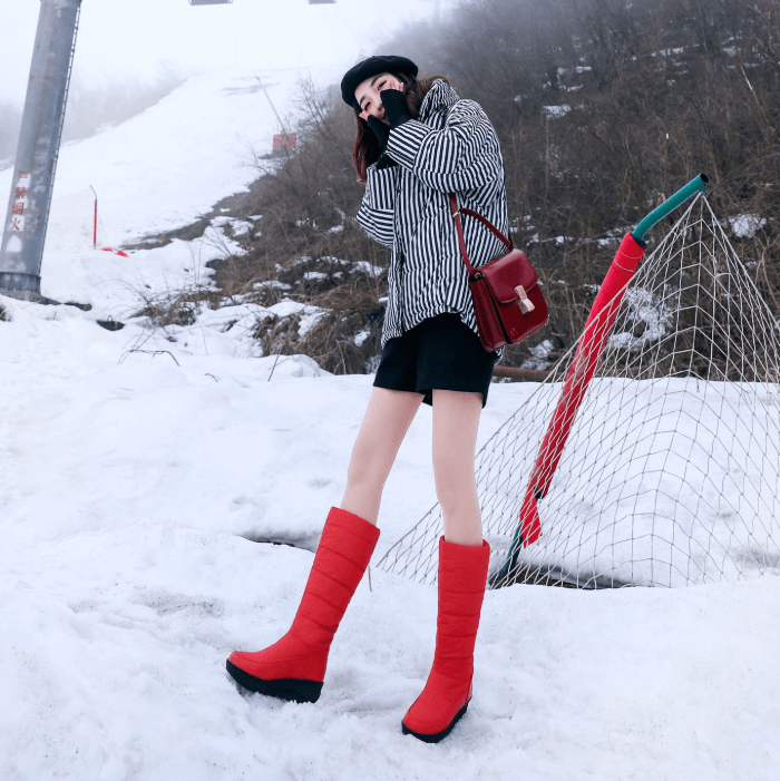 Flat Round Toe Knee High Snow Boots