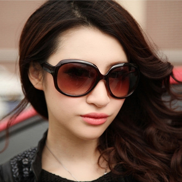Fashion Beautiful Eyewear Designer Fashion Aviator Sunglasses Classic Shades Women's New Hot