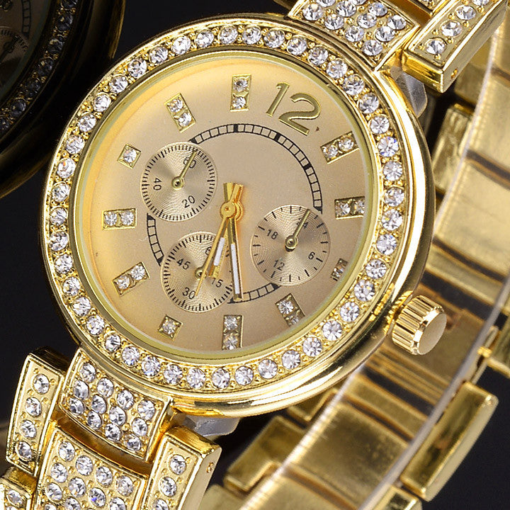 New Gold  Silver Ladies Casual Luxury Dress Of Quartz Crystal Wristwatch Rhinestone Watches