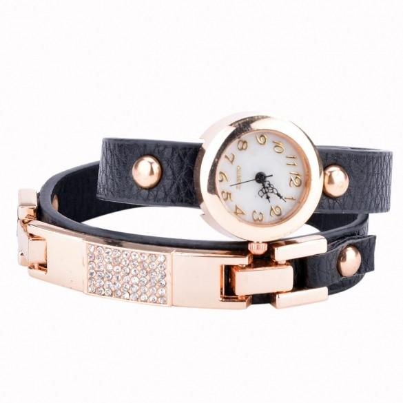 Women Vintage Synthetic Leather Strap Watch The Set Screw Rivets Bracelet Watch