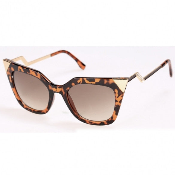 New Fashion Women's Vintage Style Retro Sunglasses Square Frame Big Lens Eyewear Shades Glasses