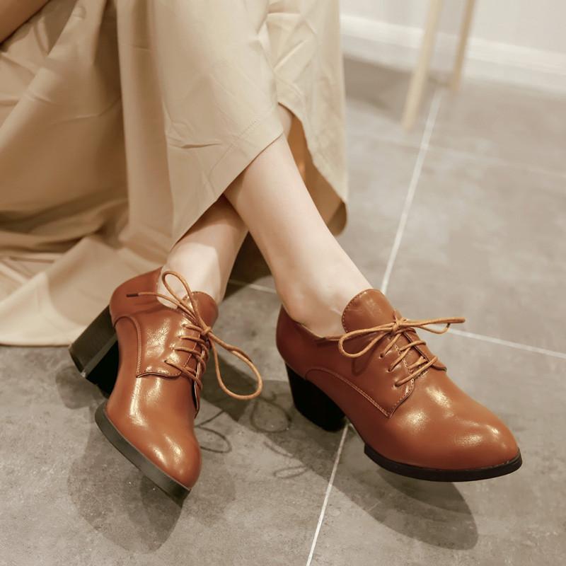 British Leisure Style Lace Up Chunky Heel Shoes