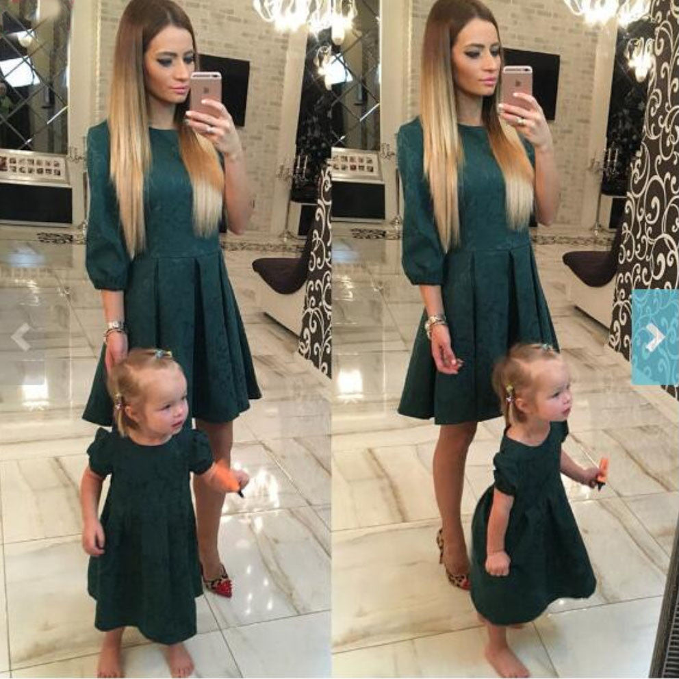 Pure-Color-Casual-Scoop-Half-Sleeves-Short-Dress