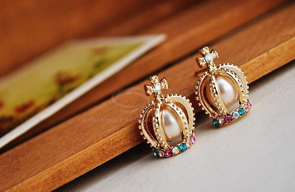 Crown Shape Colorful Rhinestone Stud Earrings - MeetYoursFashion - 3