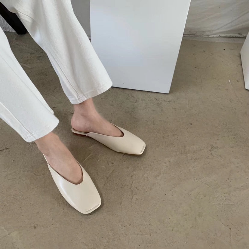 Elegant Leather Square Toe Slippers